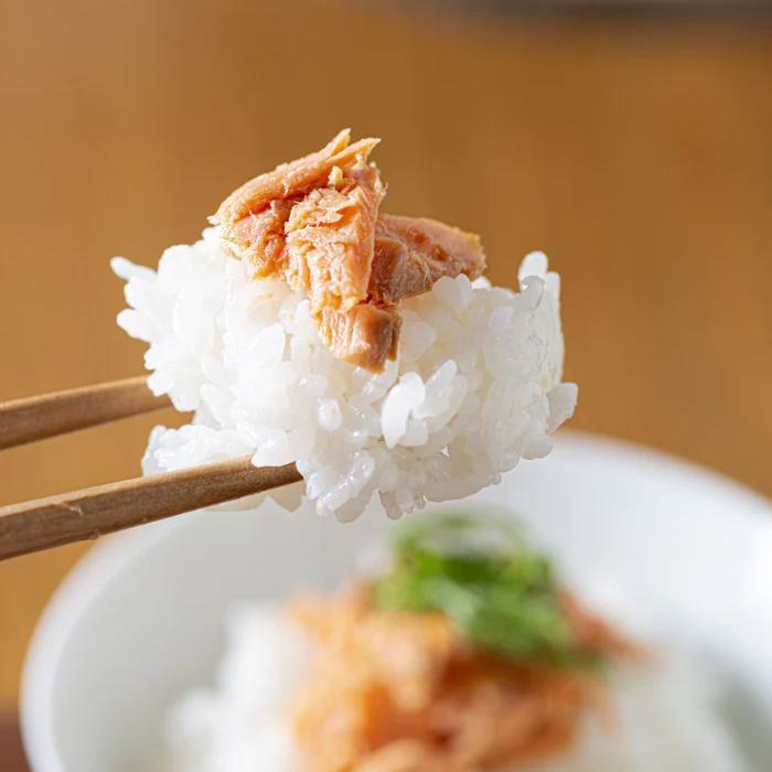 手ほぐし紅鮭 50g × 6個 スカイフード サケフレーク 鮭 ご飯のお供 クリスマス ギフトに プレゼントに |  | 03