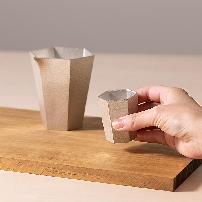 能作 ANNIVERSAIRE 錫 まろやか酒カップ 一対 共箱 2セット カップ 2ヶセット｜錫製雑貨・酒器の通販は能作オンラインショップ【公式】