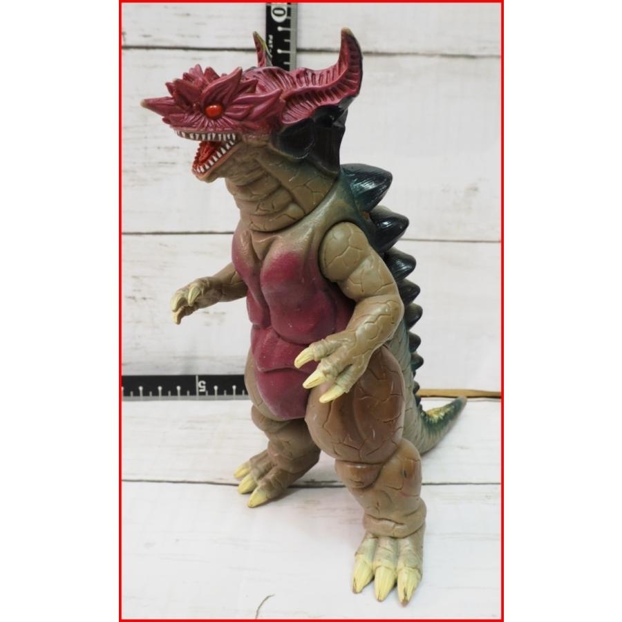 ウルトラ怪獣ソフビums 古代暴獣カオスゴルメデ ウルトラマンコスモス第2話 Bandaiバンダイ01 中古 17 Timetrip Yahoo ショップ 通販 Yahoo ショッピング