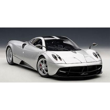 AUTOart 1/18 パガーニ ウアイラ （シルバー） 78266