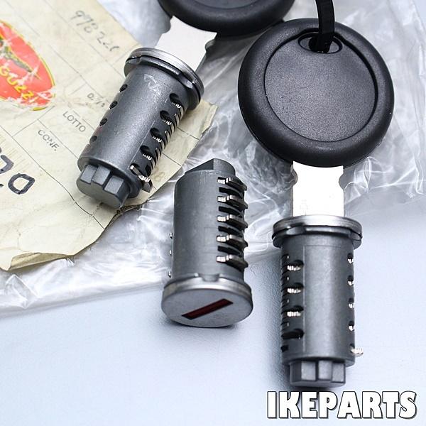 未使用 モトグッチ ノルゲ 純正 パニアケース のカギ 978220 B087L0440 未使用 モトグッチ ノルゲ 純正 パニアケース のカギ 978220 B087L0440
