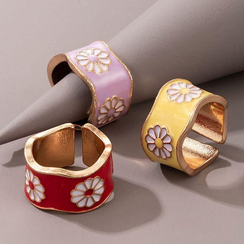 愛用 Signet Gold Trendy 5pcs Chunky Set,Col Rings Flower Rings,Daisy Enamel 指輪