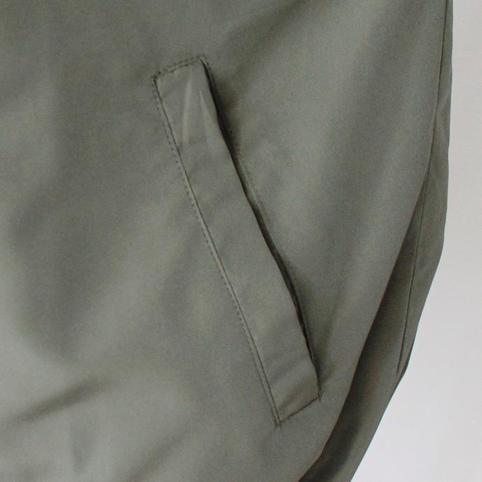 レディース パーカー ハーフ ジップ ナイロン フード ポケット スポーツ 運動 ウェア 無地 防寒 (メ) |  | 16