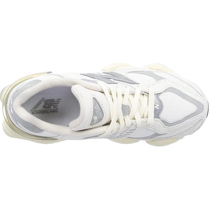 New Balance（ニューバランス） 9060 ホワイト U9060ECA U9060 ECA 90