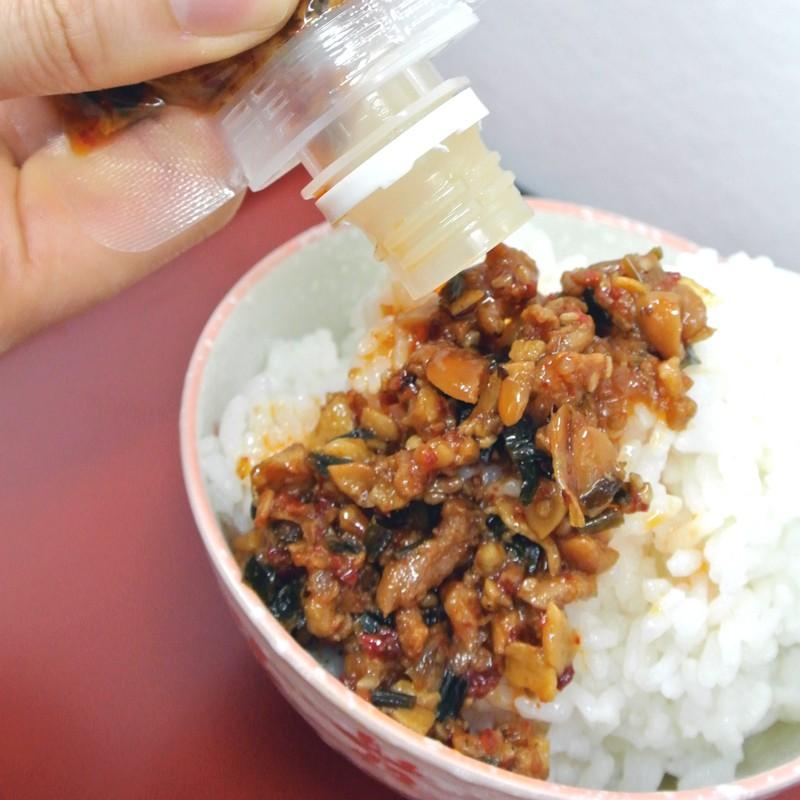 おかずラー油 宮崎辛飯 1g 2袋 送料無料 ラー油 宮崎地頭鶏 宮崎産にら おかず 美味しい 辛飯 都城商業高校 カリー専門店トプカ Miyakara2pac 笑喜亭 通販 Yahoo ショッピング