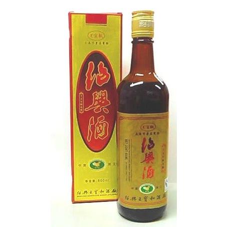 王宝和 15年物紹興酒（最高級）600ml瓶、（1本売り）、化粧箱付き