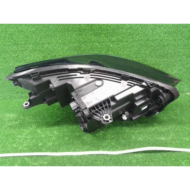 ペンライト ベンツ Vクラス 3DA-447813N 右 ヘッド ランプ ライト 134