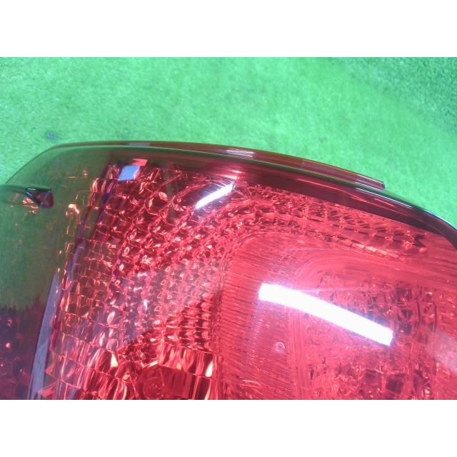 カローラアクシオ DBA-NZE161 左テールランプ 1.5G 1F7 12-583 カローラアクシオ DBA-NZE161 左テールランプ 1.5G 1F7 12-583