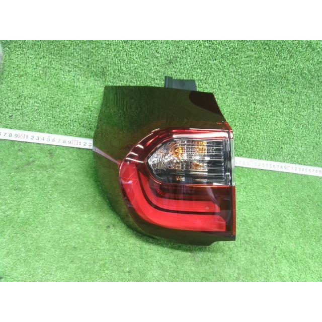 フィット テールランプ 37-564☆美品☆LED GR1 フィット☆右テールライト 内側 STANLEY