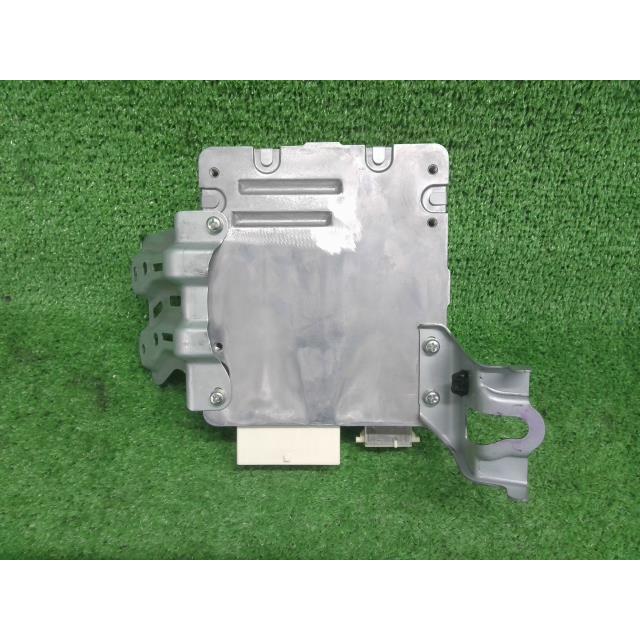 ブレイド DBA-AZE156H PSコンピューター 209 112900-1670 89650