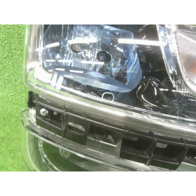 ワゴンR ワゴンR 5AA-MH95S 右 ヘッド ランプ ライト ZVD 100 ワゴンR ワゴンR 5AA-MH95S 右 ヘッド ランプ ライト ZVD 100