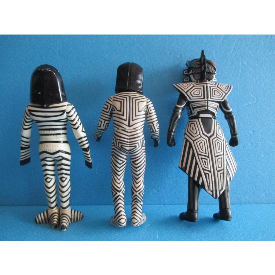 【ジャンク】 バンダイ パワード怪獣 ソフビ 3体 セット まとめ売り ジャンク】 バンダイ パワード怪獣 ソフビ 3体 セット まとめ