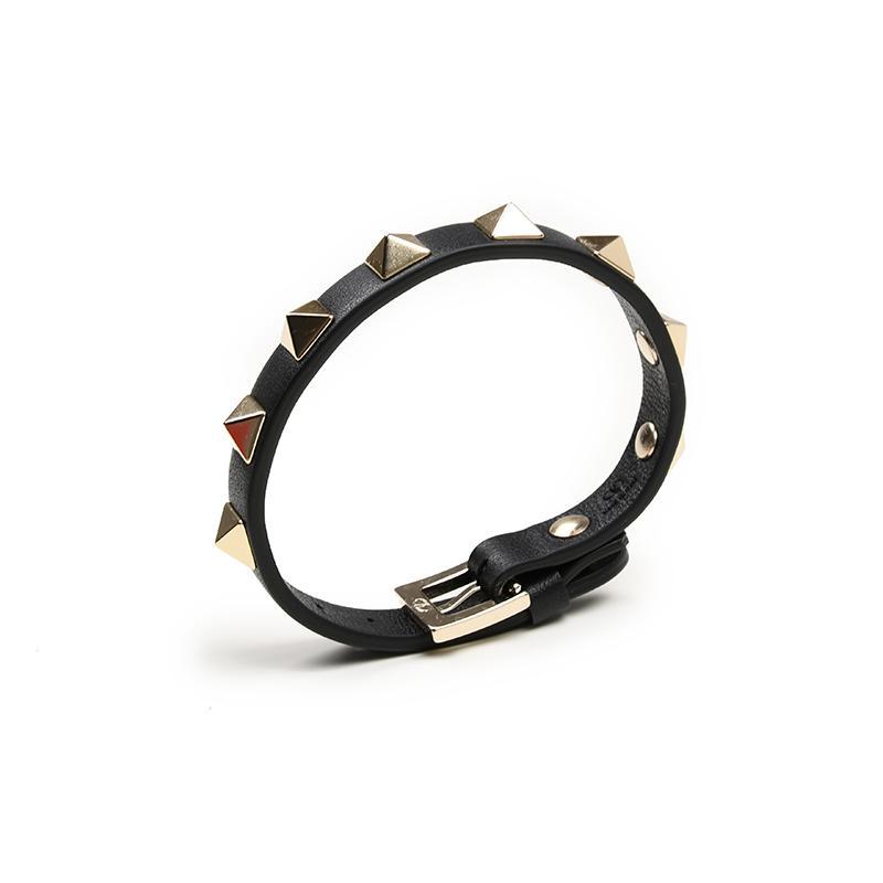 VALENTINO ヴァレンティノ ピラミッドスタッズMADE IN ITALY