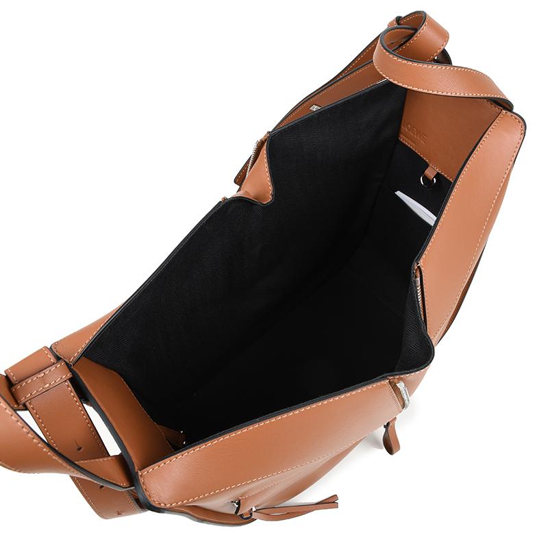 LOEWE（ロエベ） ハンモック スモール タン ハンドバッグ HAMMOCK 3WAY