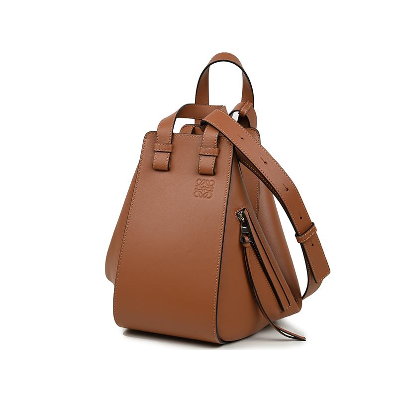 美品】ロエベ ハンモックスモール タン LOEWE - バッグ 美品】ロエベ ハンモックスモール タン LOEWE - バッグ
