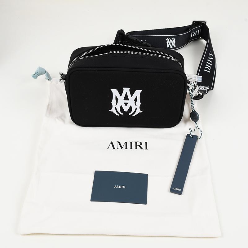 AMIRI（アミリ） ロゴ カメラバッグ ショルダーバッグ 鞄 イタリア正規