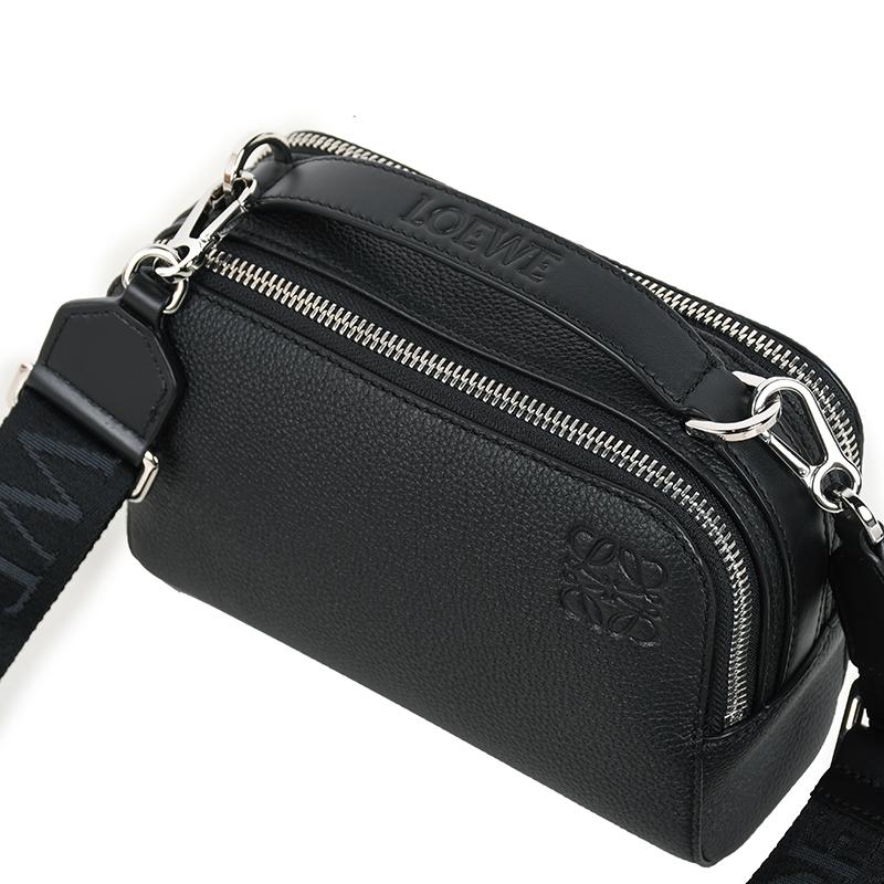 LOEWE（ロエベ） クロスボディ カメラバッグ ミニ ショルダーバッグ