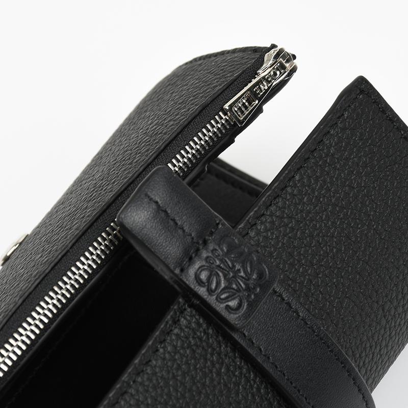 美品✨　LOEWE ロエベ スモールバーティカルウォレット 折財布 黒 LOEWE ロエベ SMALL VERTICAL WALLET C660S86X01 2463 スモール