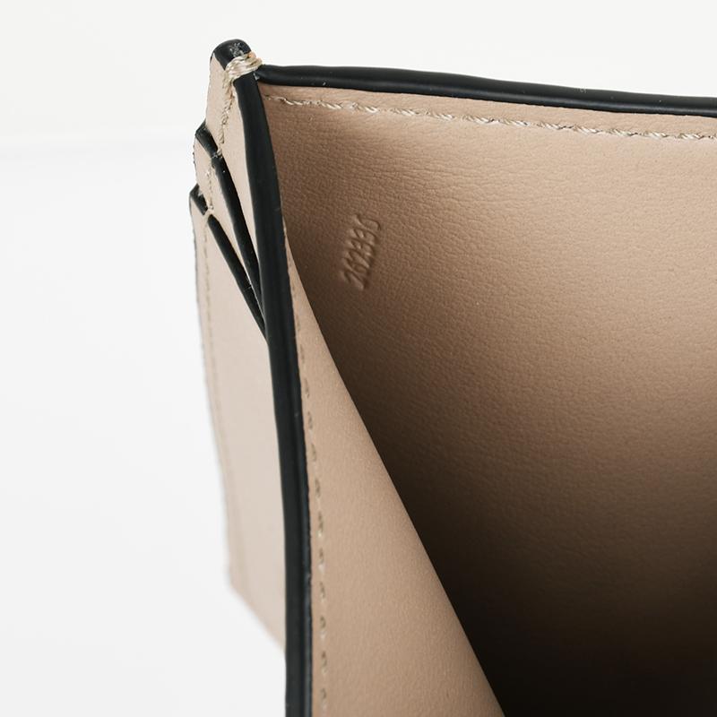 LOEWE ロエベ トライフォールドウォレット財布 イタリア正規品 LOEWE ロエベ トライフォールドウォレット財布 イタリア正規品