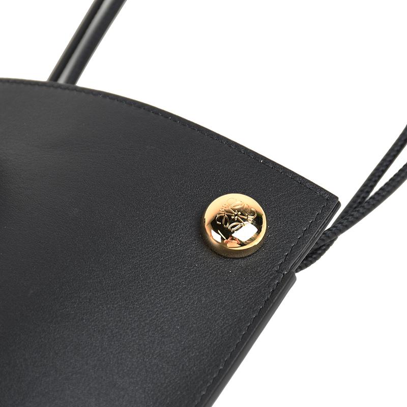 LOEWE ロエベ ぺブル ダイス ポケット ミニバッグ 鞄 イタリア正規品 CPBPR12X02 1100 新品 ショルダーバッグ 並行輸入品 爆買の画像