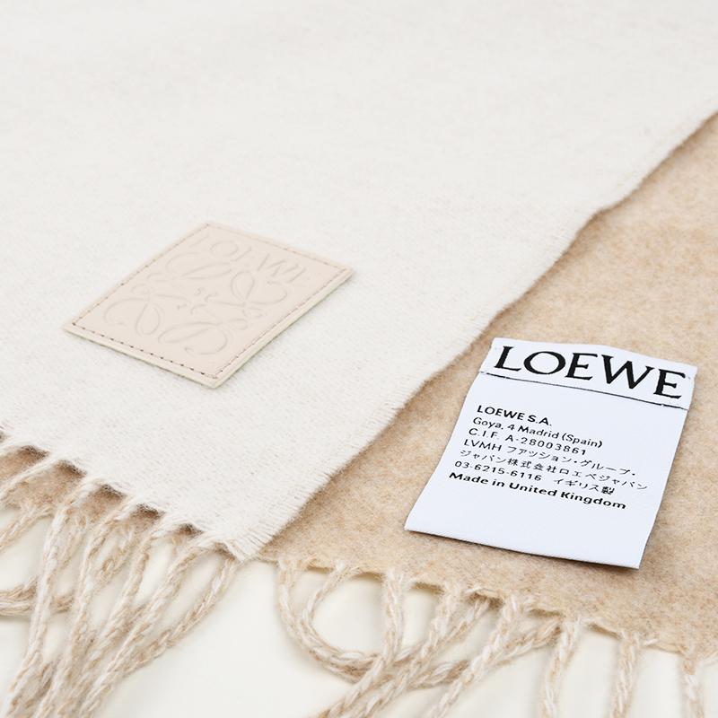 LOEWE ロエベ アイボリーマフラー ロゴパッチ ウール&カシミヤ LOEWE ロエベ アイボリーマフラー ロゴパッチ ウール&カシミヤ