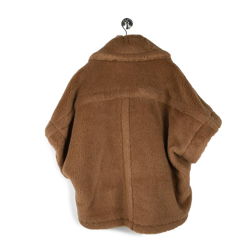 ダブルブレスト ポンチョコート S 新品　マックスマーラ　テディベア　風 ダブルブレスト ポンチョコート S 新品マックスマーラテディベア風