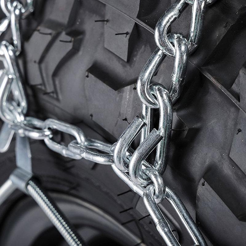 4×4エンジニアリング 4x4スパイクチェーン 215/70R16,205/80R16,6.50