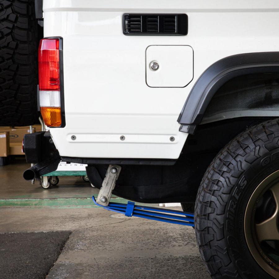 4×4エンジニアリング リアサイドガーニッシュエンドプラス