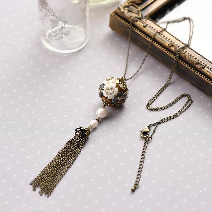 ティラビーズの花編みボールネックレス ビーズ アクセサリー キット ハンドメイド アンティーク 2ホール 手芸材料の通販シュゲールyahoo 店 通販 Yahoo ショッピング
