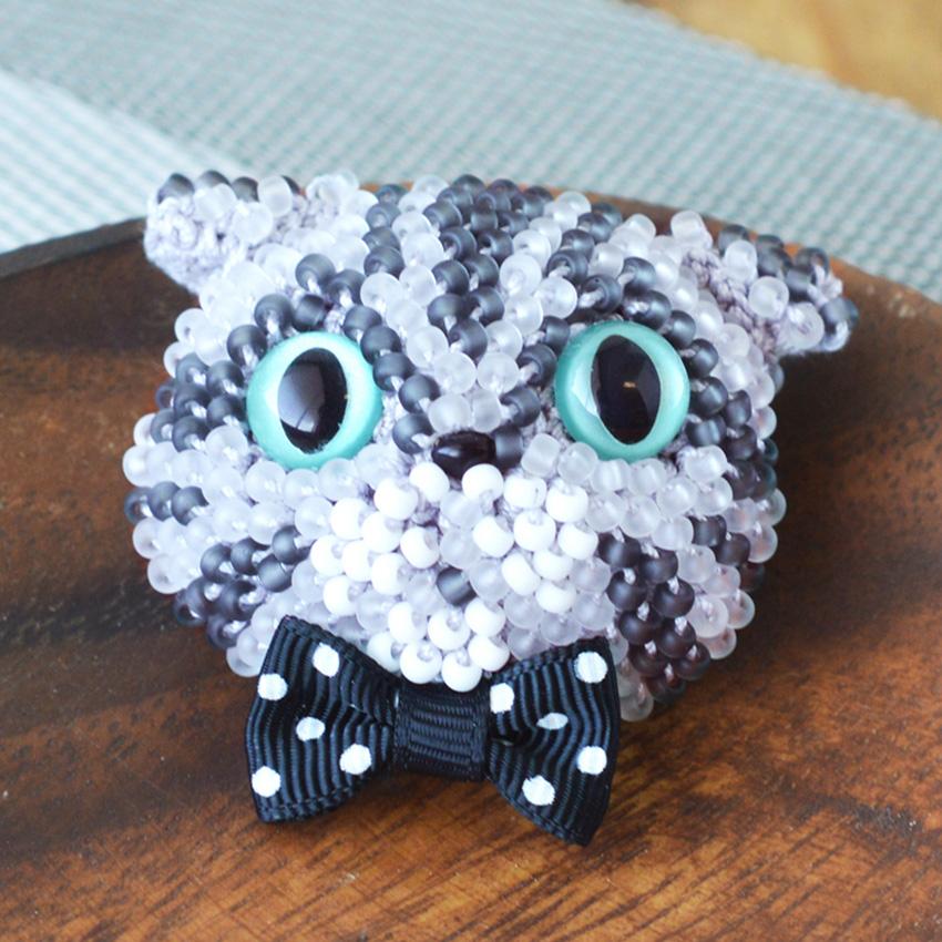 MIYUKI ビーズクロッシェ ビーズ編みの猫ブローチキット クリーム