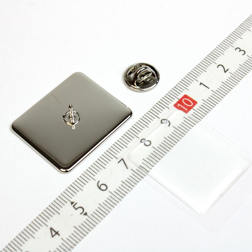 シルバー メタル ピンバッジ 長方形 ドームピンズ メタル 長方形 24×17mm シルバー （DAP-K24A