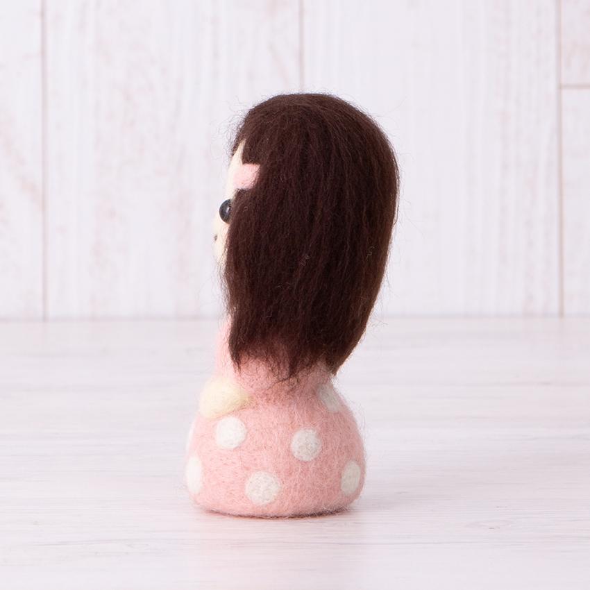 ハマナカ フェルト羊毛でつくる かわいいおんなのこ 黒髪のおんなのこ