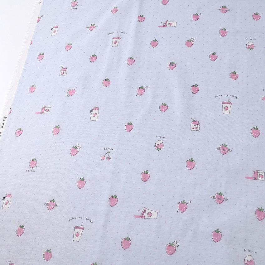 ジューシーなシリーズ いちご ダブルガーゼ 1m単位 切売り 切り売り 最大50 オフ 生地 布 イチゴ ストロベリー フルーツ かわいい 天然素材 Wガーゼ 布地