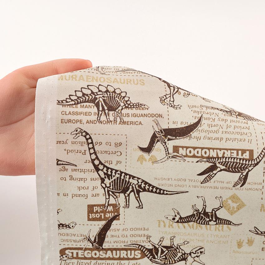 恐竜の骨格柄 オックス 50cm単位｜切売り 切り売り 生地 布 布地 コットン100％ ダイナソー きょうりゅう ジュラシック 骨格 化石 骨 ボーン