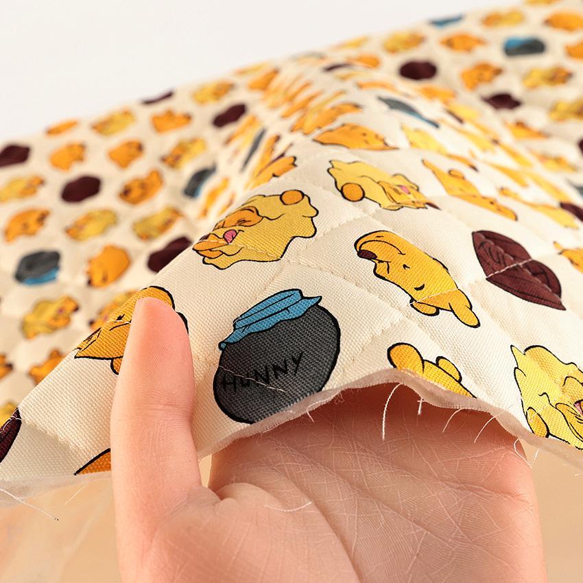 Disney（ディズニー） くまのプーさん ファニーフェイス柄 オックス