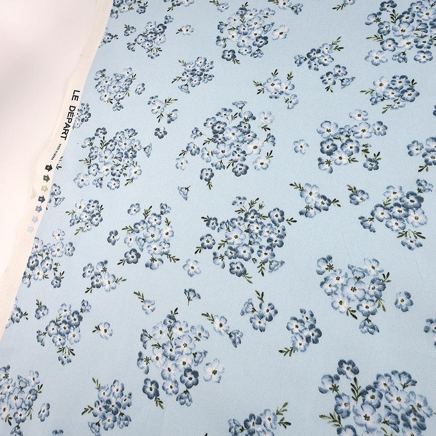 LE DEPART フラワーガーデン ネモフィラ柄 オックス 50cm単位 | 切売り