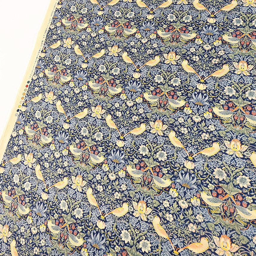 クラフトハートトーカイ V&A Fabric Collection いちご泥棒 80ロイヤル