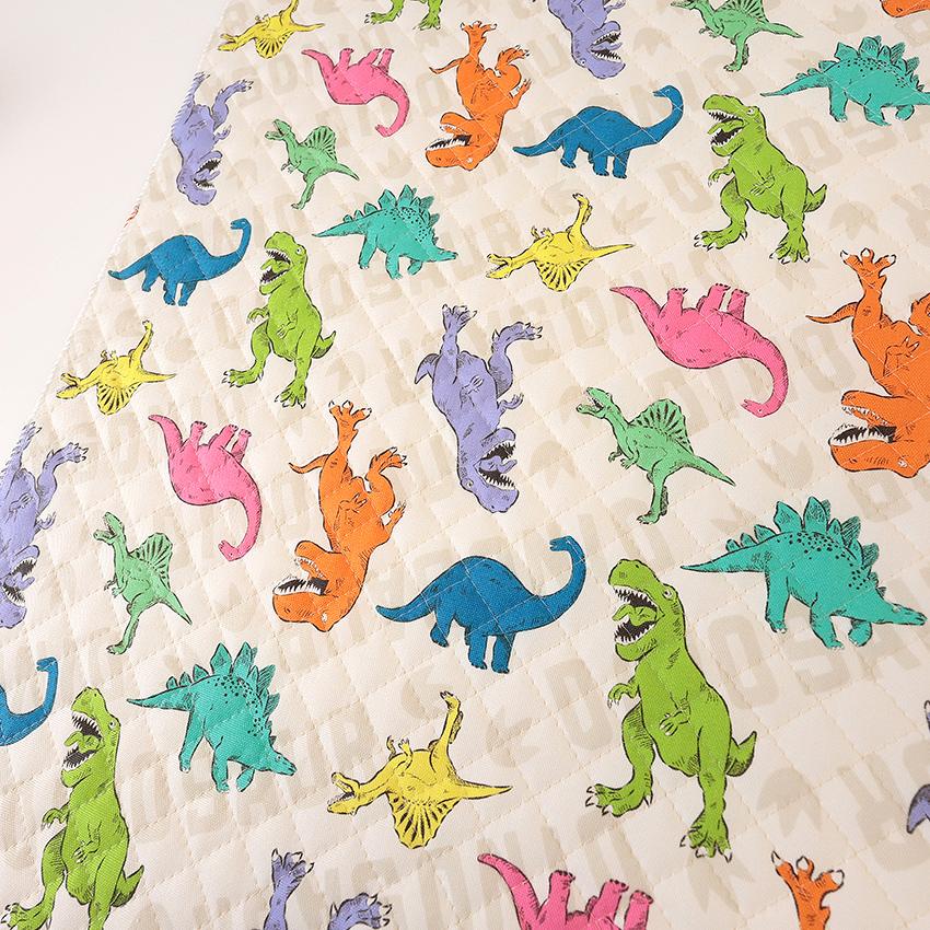 カラフル恐竜 オックスキルト 50cm単位 | 切売り 切り売り 生地 布