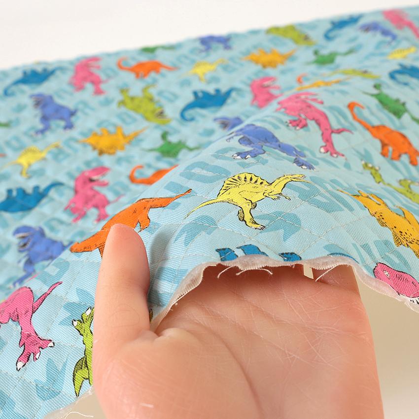 カラフル恐竜 オックスキルト 50cm単位 | 切売り 切り売り 生地 布