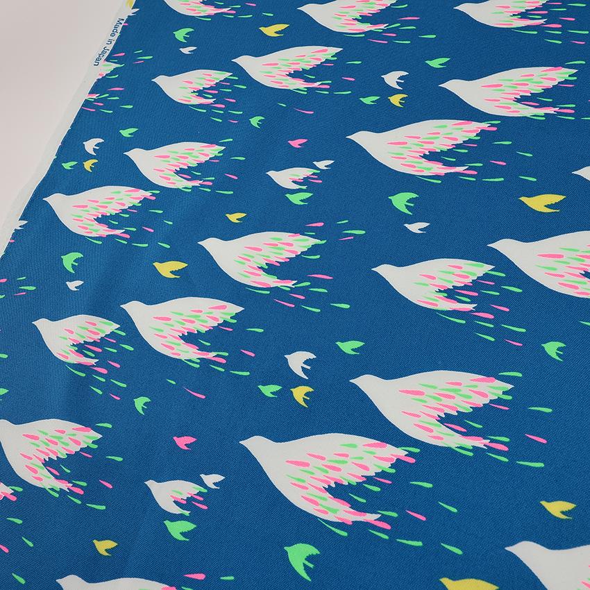 生地 布 neon Flapping Bird オックス 50cm単位 | 切売り 切り売り