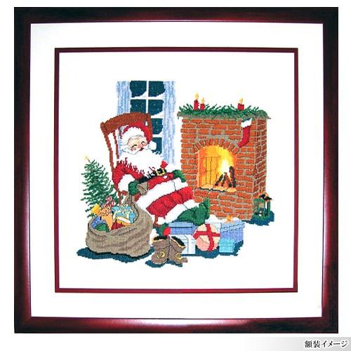 刺繍 輸入キット O.O.E. Santa relaxing fireplace｜クリスマス｜デンマーク｜プレゼント｜の画像