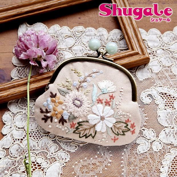 ハンドメイド　手刺繍ガマ口セット PHC-120-2 Chicchiさんの動物刺しゅうキット 野花と遊ぶりすさんの