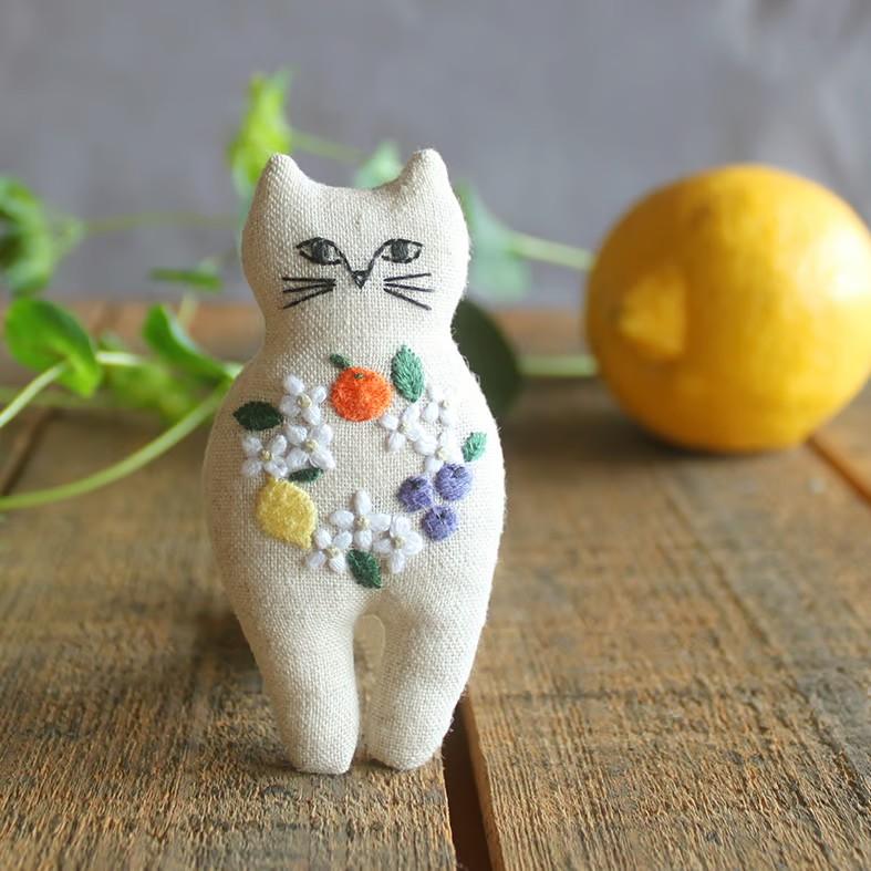 piece nekogao 刺繍ブローチキット 図案印刷済 | 刺しゅう piece nekogao 刺繍ブローチキット 図案印刷済 | 刺しゅう
