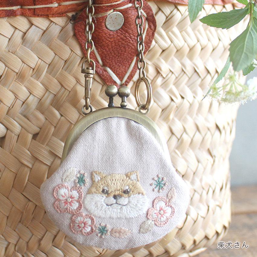 ぷっくり柴犬さんとヒナゲシ まんまる猫さんとオステオスペルマムの