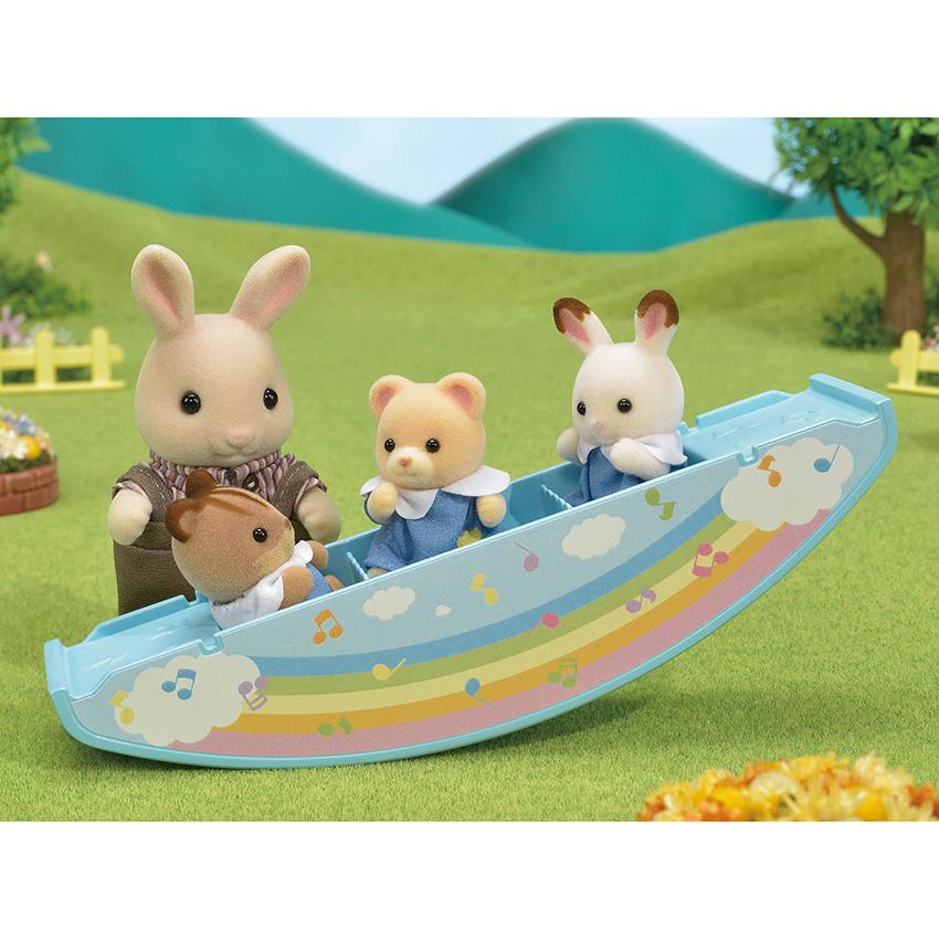 Sylvanian Families シルバニアファミリー にじいろようちえんバス