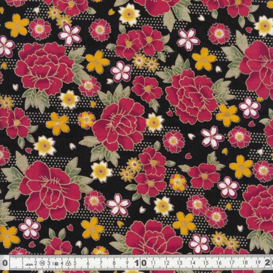 パッチワーク 生地（布）和風花柄 黒地 10cm￥88 (30cm（3）より