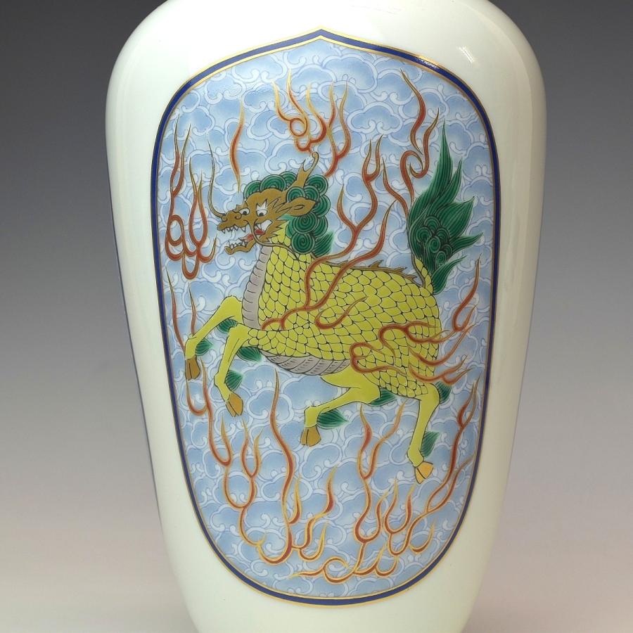 趣楽】 香蘭社謹製 色絵極彩地紋雲麒麟龍鳳凰図花瓶 高さ 趣楽】 香蘭社謹製 色絵極彩地紋雲麒麟龍鳳凰図花瓶 高さ