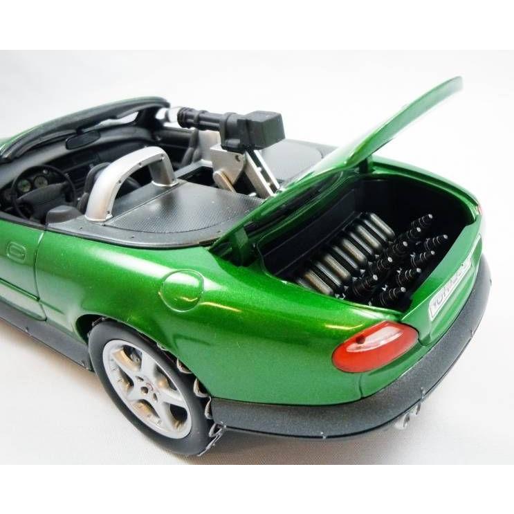 BEANSTALK 1/18 007 James Bond ダイ・アナザー・デイ ジャガー BEANSTALK 1/18 007 James Bond ダイ・アナザー・デイ ジャガー