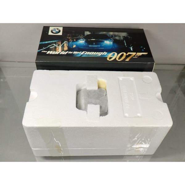 BMW社 特注 1/18 007 James Bond ワールド イズ ノット イナフ BMW Z8