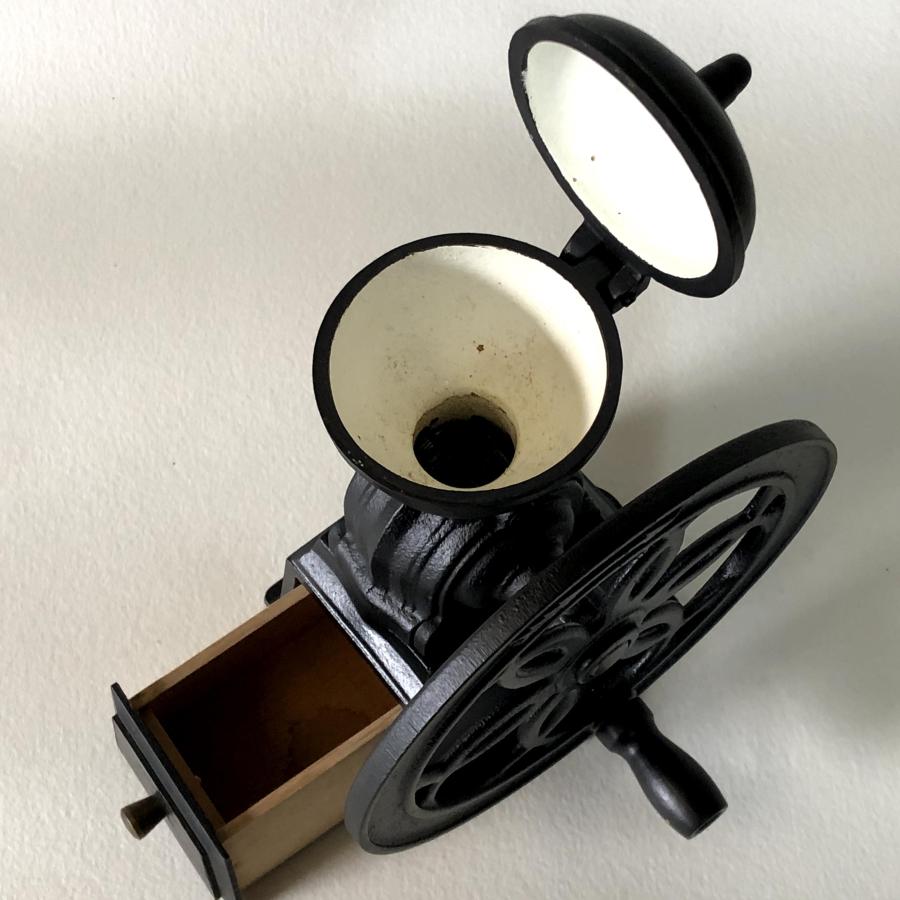 分解掃除済み！Kalita カリタ 珈琲ミル 手挽き 手動式 ダイヤミル